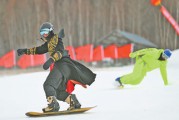 梨花教育:开板！冰雪经济“热”起来